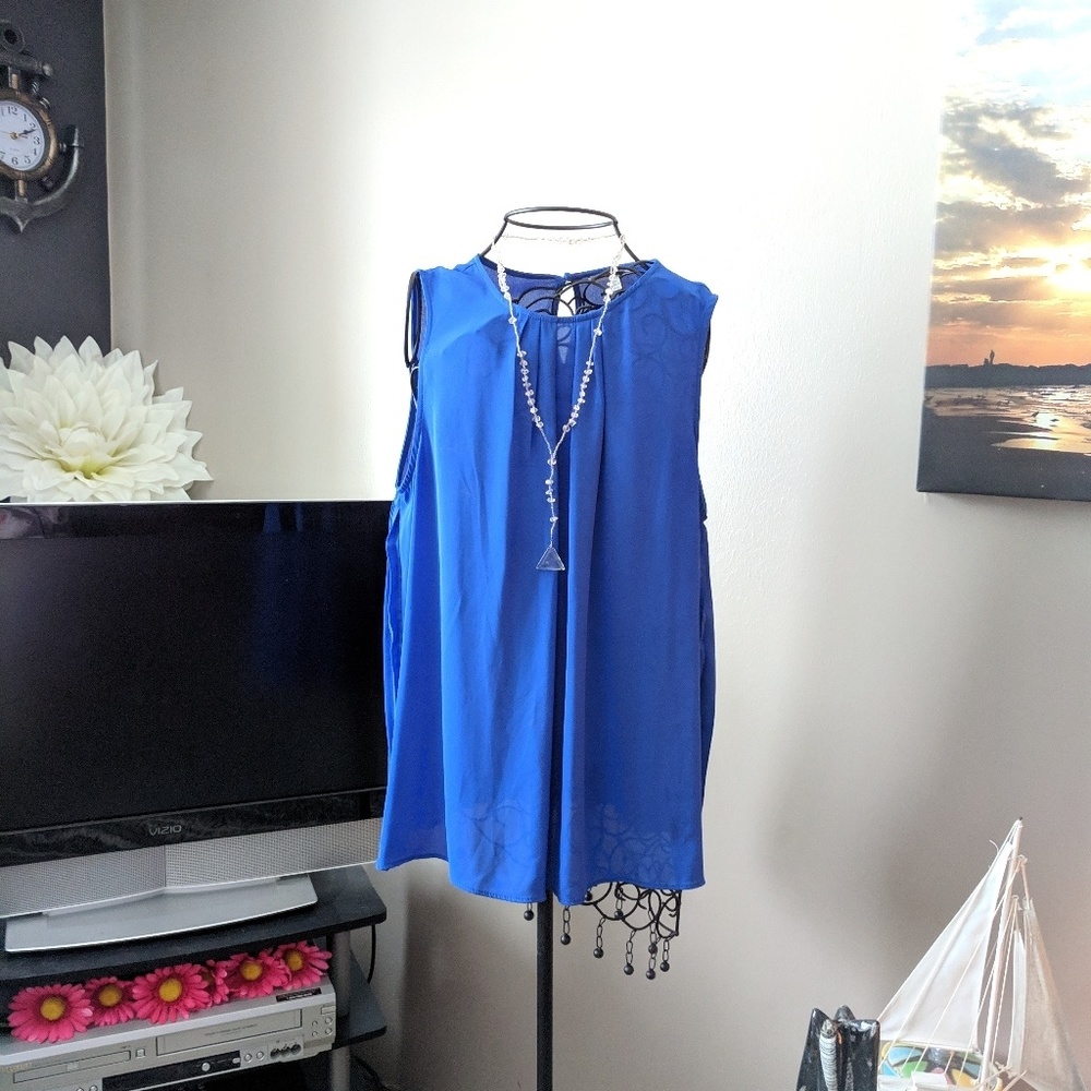 !Stitch Fix Cobalt blue blouse🌺